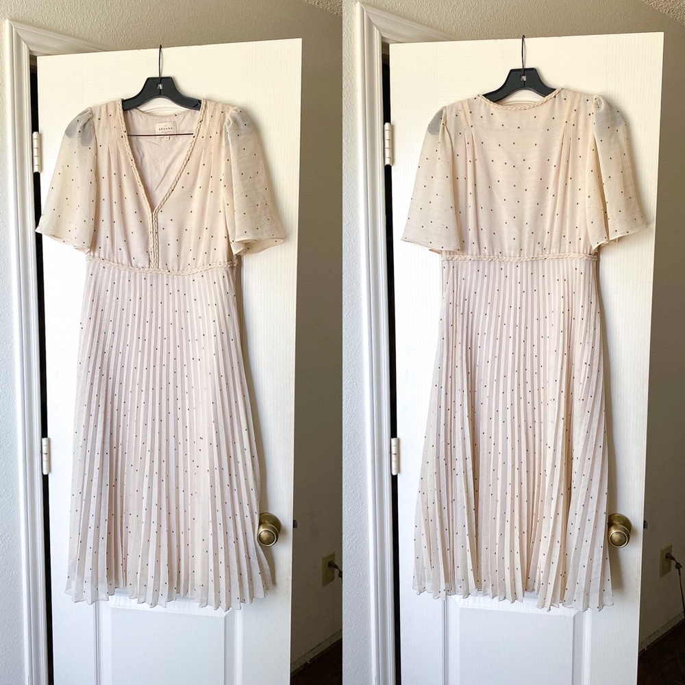 SOLD ON CURTSY - Picture 2 of 10